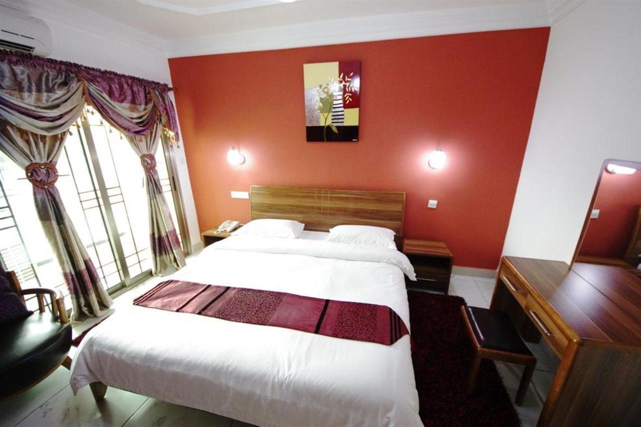 Hotel Residence La Corniche Дакар Екстер'єр фото