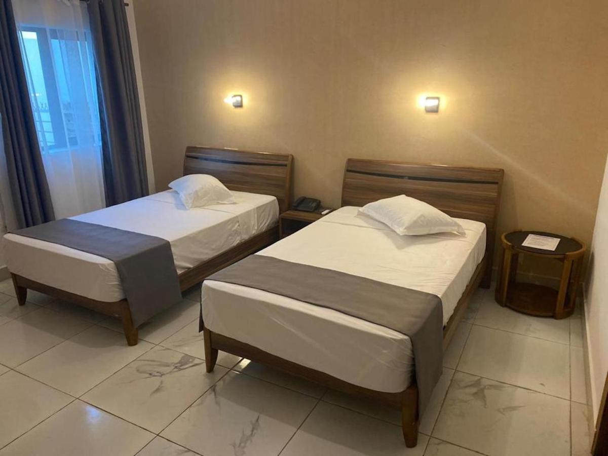 Hotel Residence La Corniche Дакар Екстер'єр фото